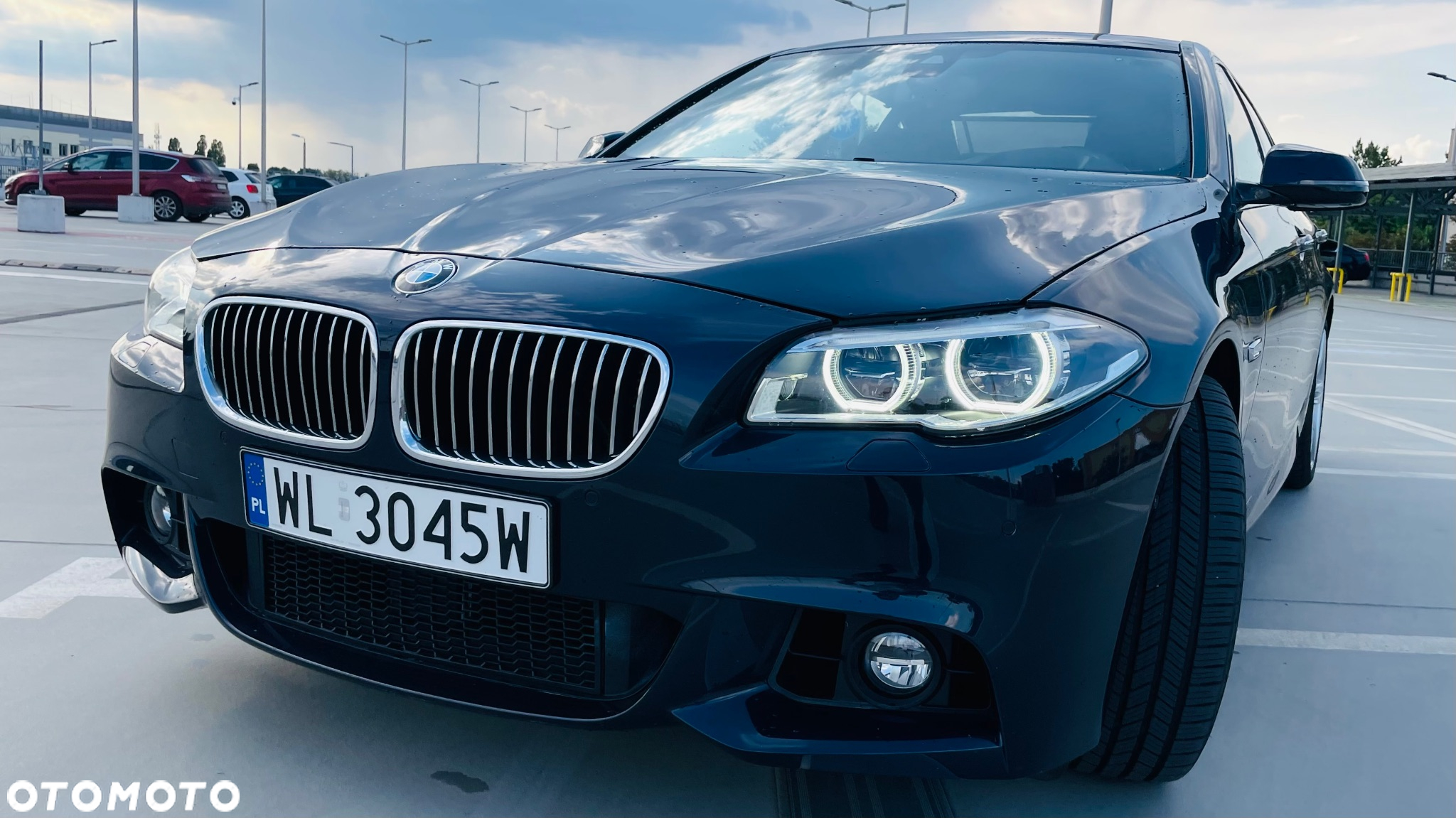 BMW Seria 5 550i xDrive Luxury Line - 9