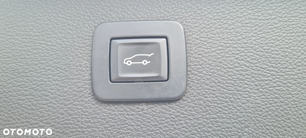 Opel Astra 1.6 Turbo Start/Stop Innovation - 19