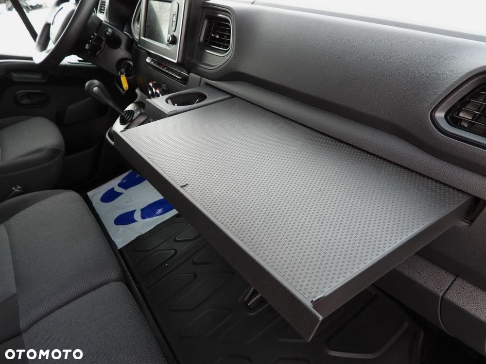 Renault MASTER FURGON BRYGADÓWKA 7 MIEJSC TEMPOMAT NAWIGACJA LEDY AUTOMAT  KLIMATYZACJA  180KM - 38