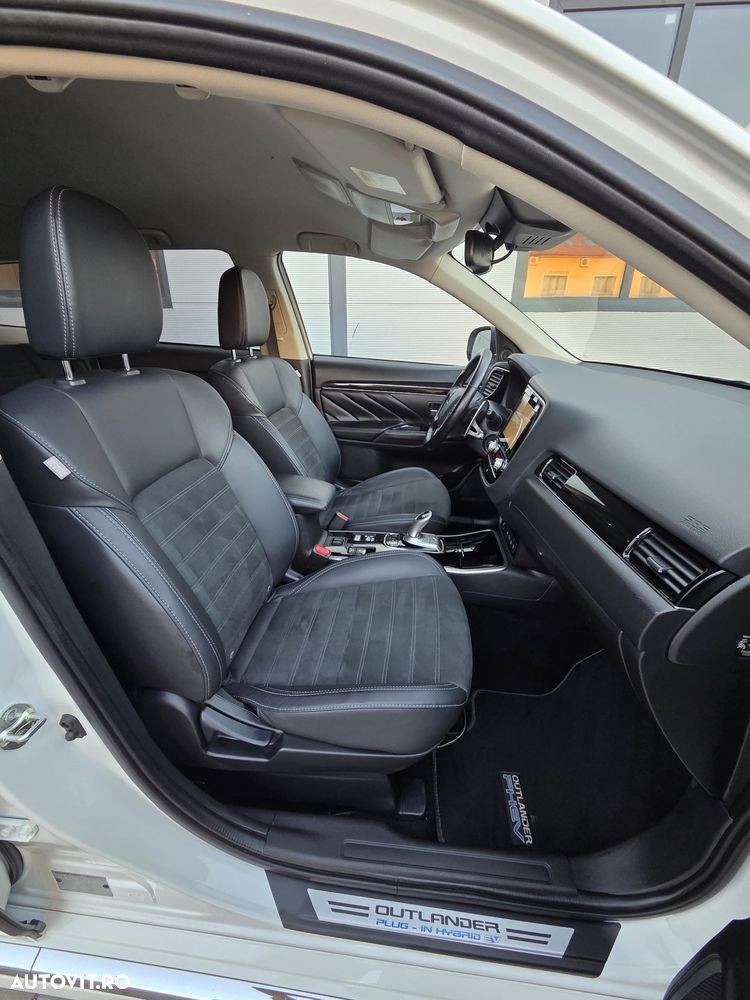 Mitsubishi Outlander - 39