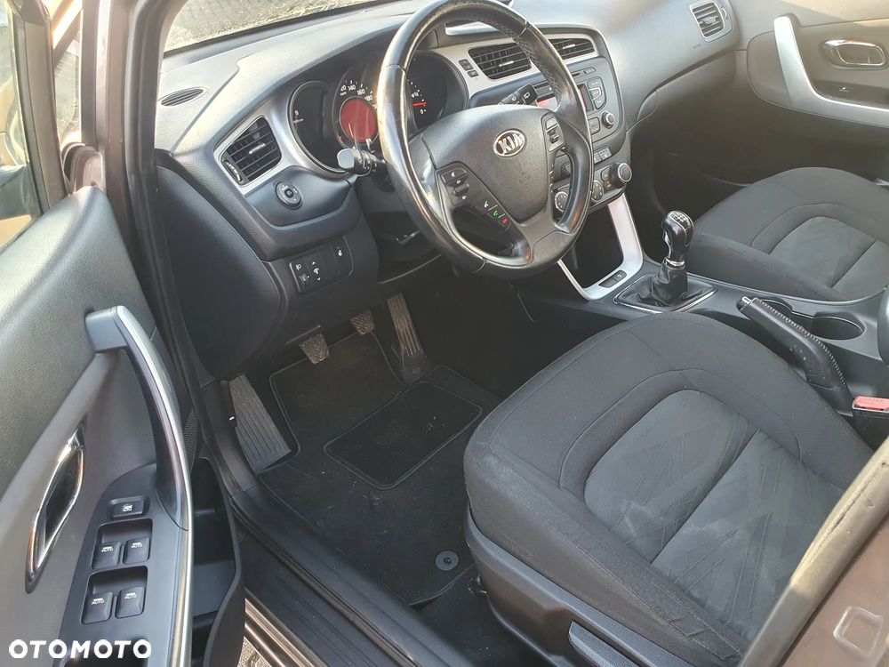 Kia Ceed 1.4 CVVT ISG Vision - 11