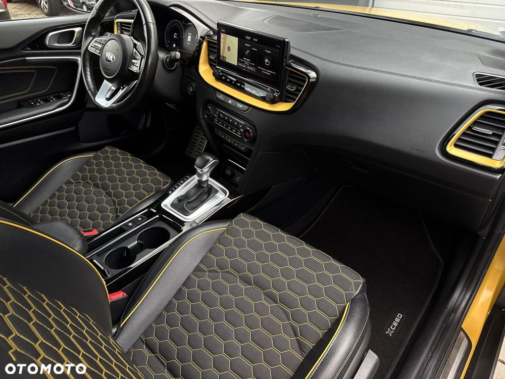Kia XCeed - 37