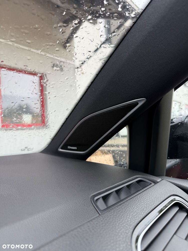 Volkswagen Golf R 2.0 TSI OPF 4Motion DSG - 15