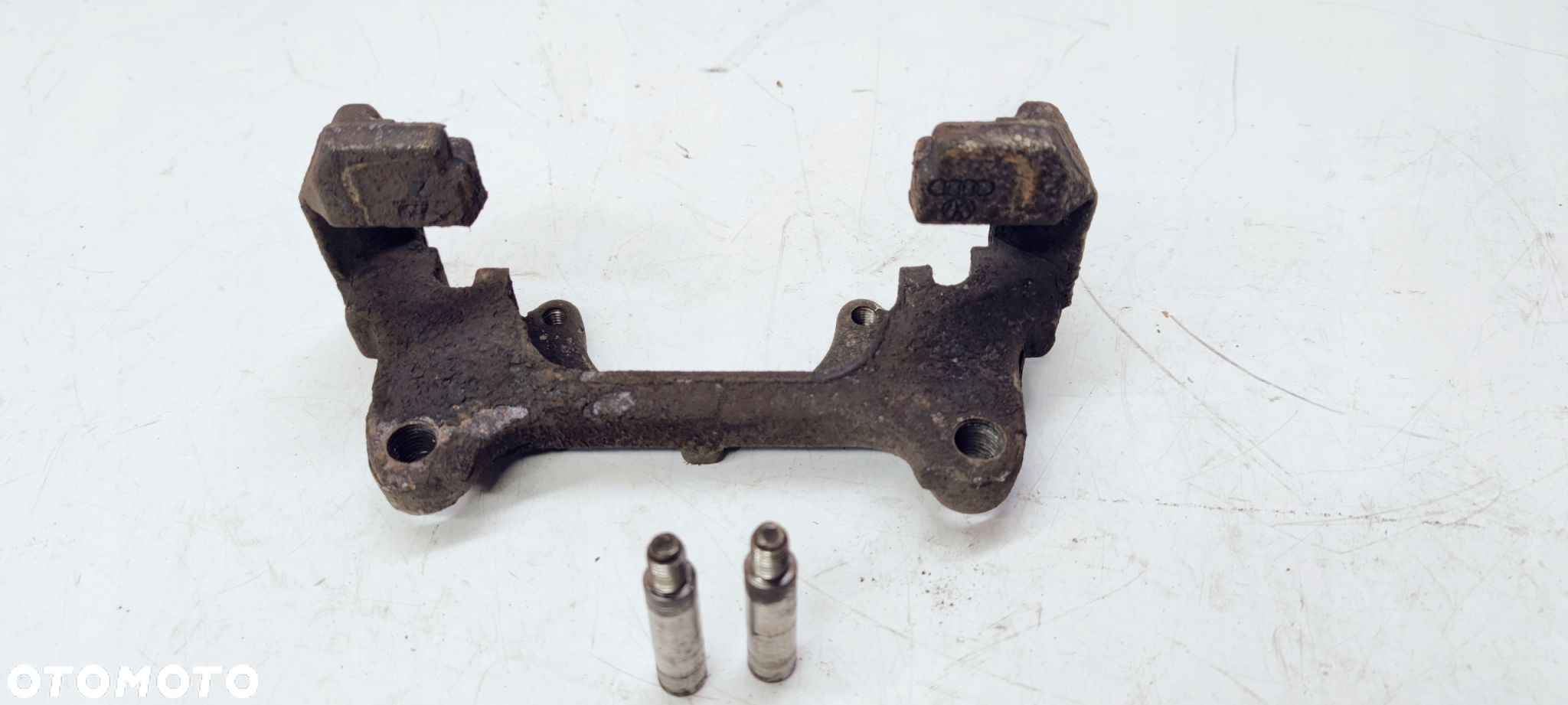 JARZMO ZACISKU PRZÓD AUDI VW SEAT SKODA * 741 * - 6