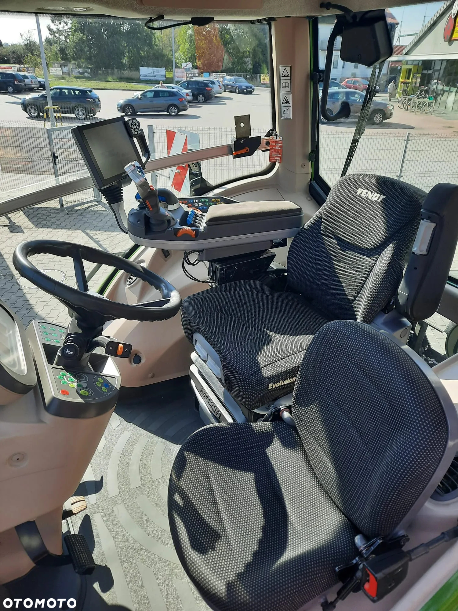 Fendt Vario 824 Profi Plus - 9