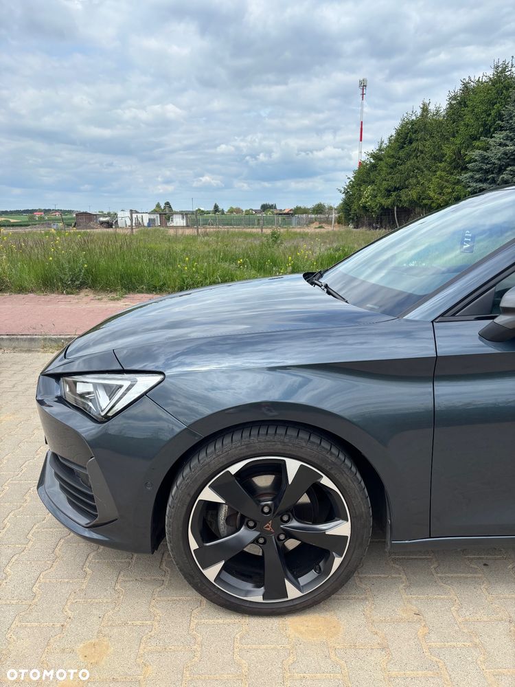 Cupra Leon Sportstourer 1.5 eTSI DSG - 3