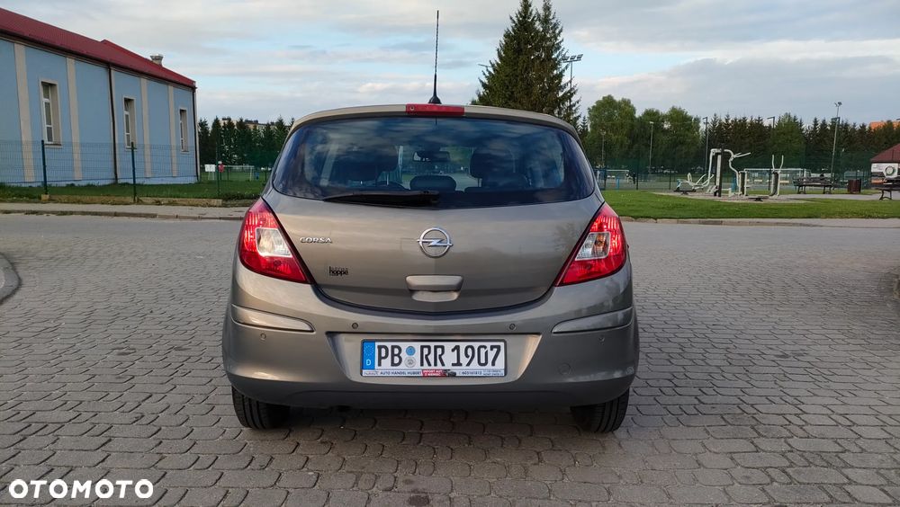 Opel Corsa 1.4 16V Innovation - 5