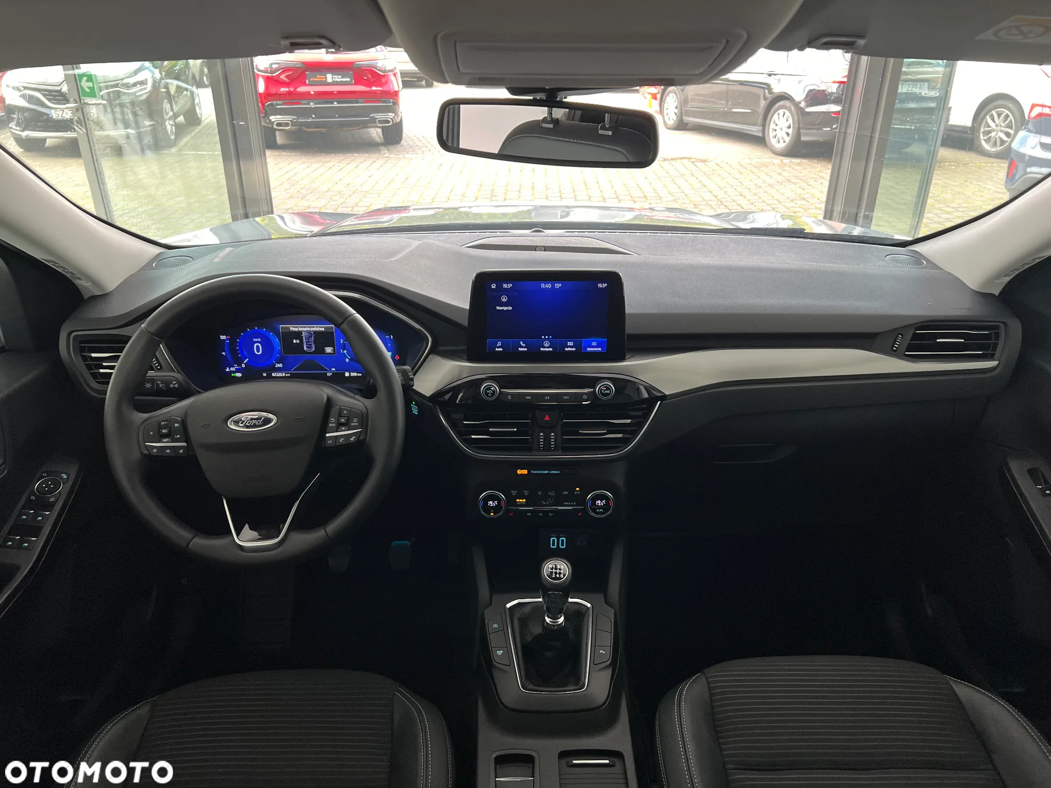 Ford Kuga 1.5 EcoBoost FWD Titanium - 25