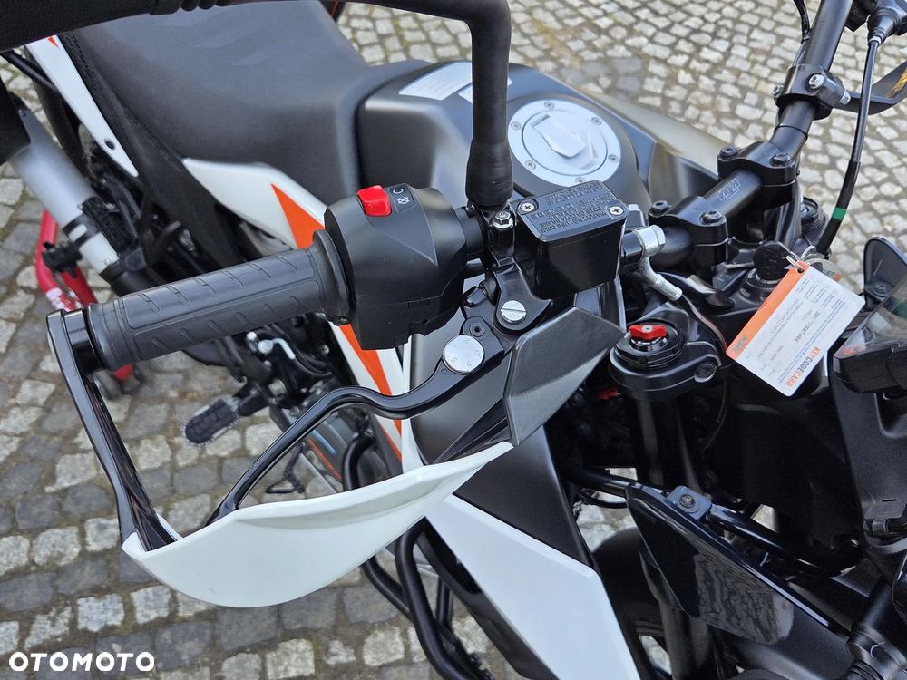 KTM Adventure - 25