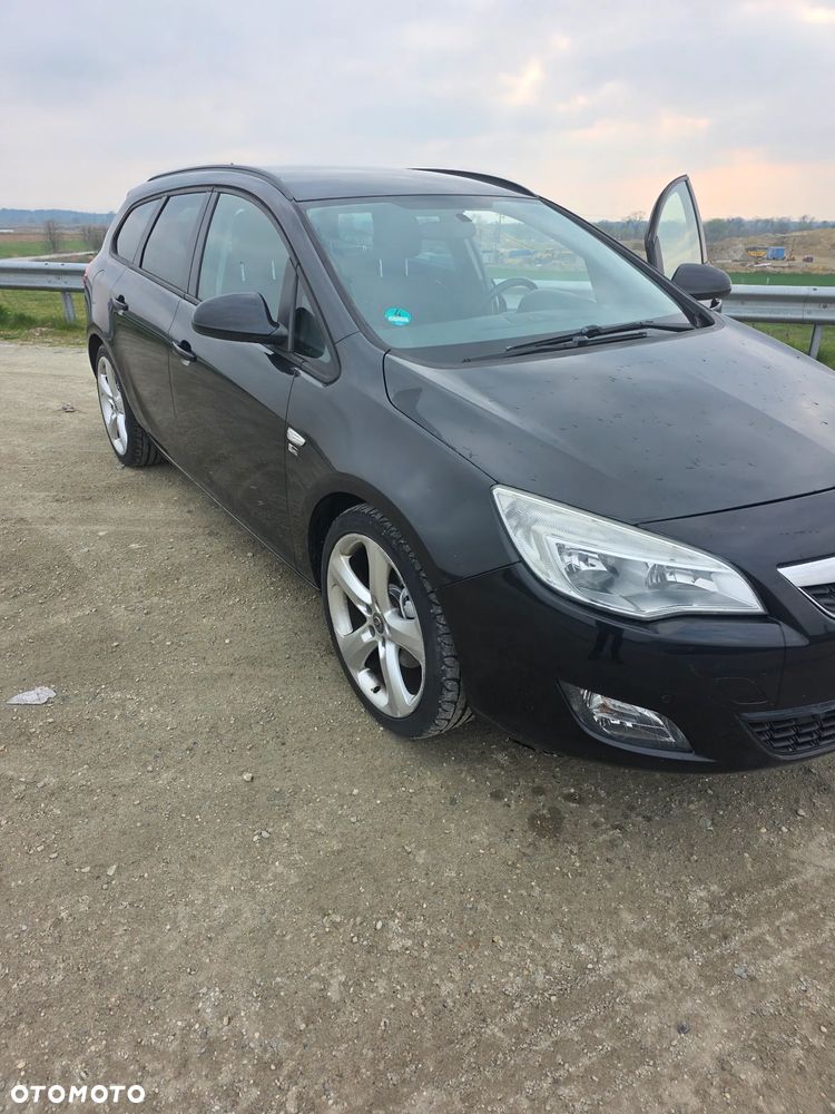 Opel Astra 2.0 CDTI DPF Design Edition - 21