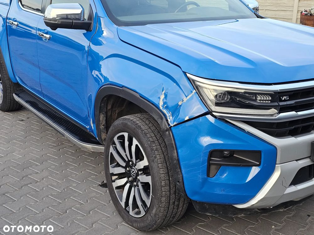 Volkswagen Amarok 3.0 V6 TDi 4MOTION Aventura - 3