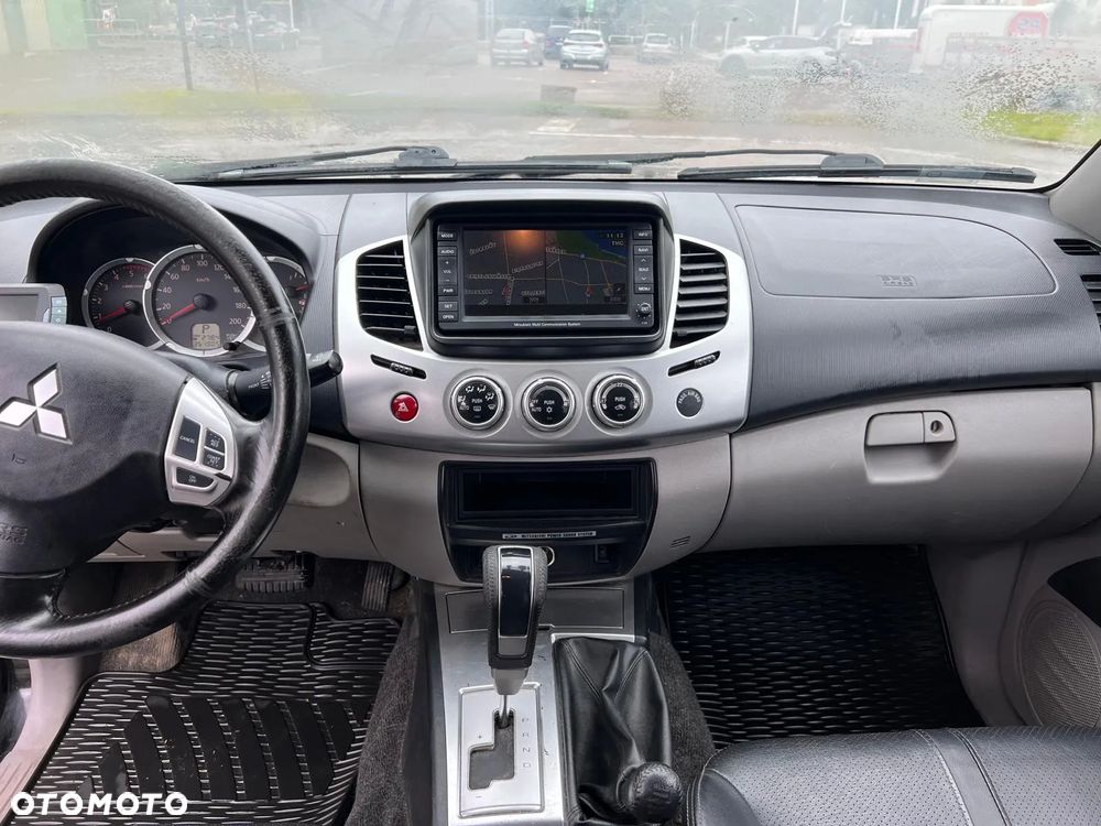 Mitsubishi L200 Pick Up 4x4 Autm DPF Instyle Double Cab - 10