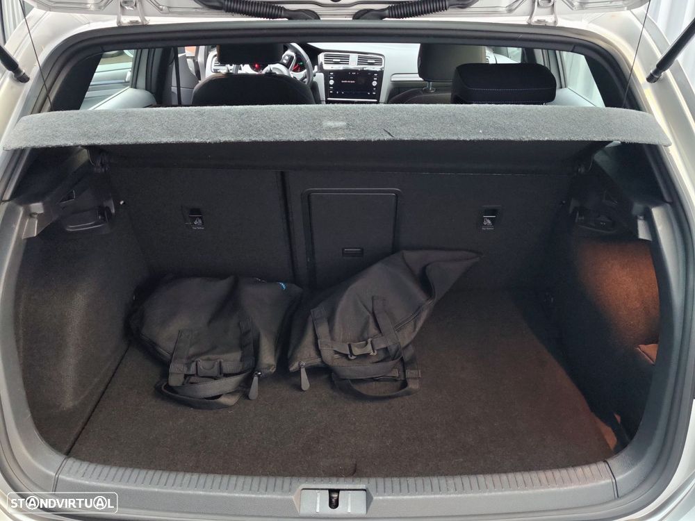 VW Golf 1.4 GTE Plug-In-Hybrid DSG - 26