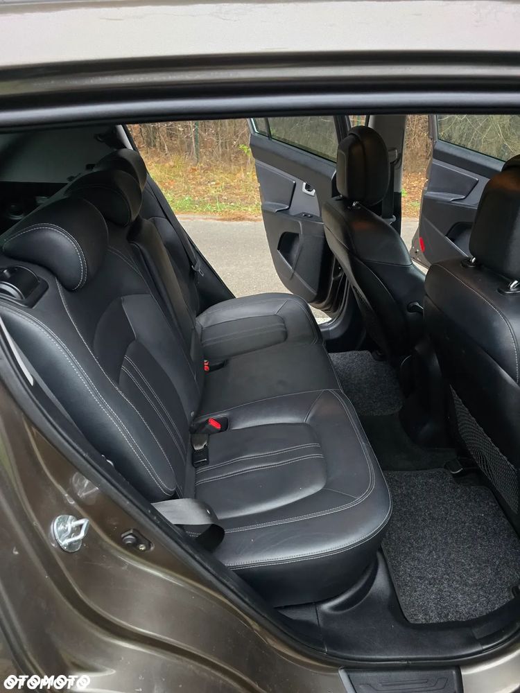 Kia Sportage 2.0 CVVT 2WD Automatik Spirit - 10