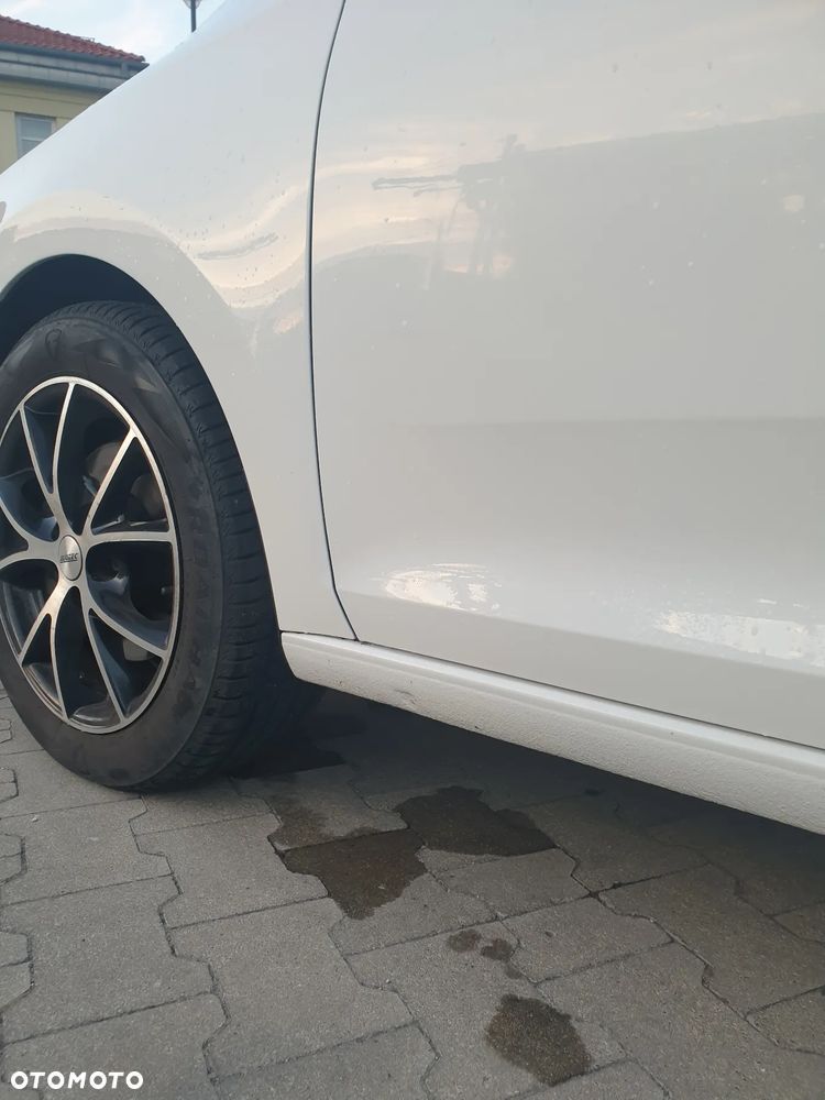 Seat Toledo 1.6 TDI Style Advanced - 20