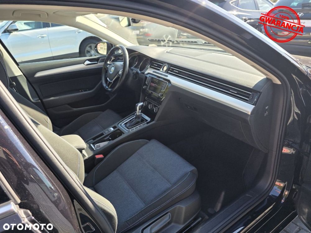 Volkswagen Passat Variant - 24