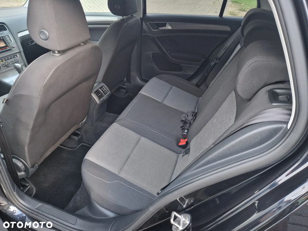 Volkswagen Golf 1.6 TDI BlueMotion Technology DSG Comfortline - 11