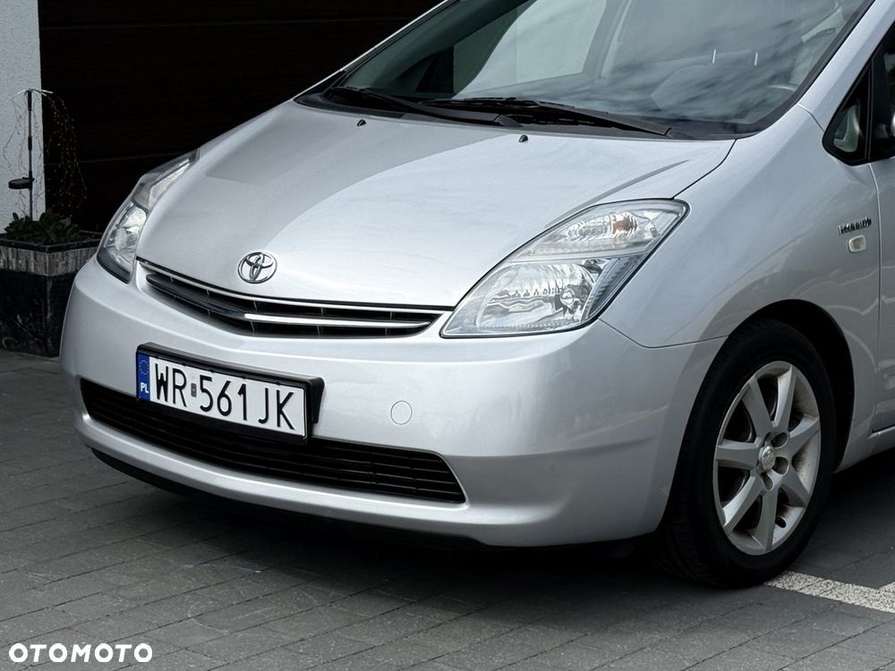 Toyota Prius 1.5 VVT-i Sol - 32