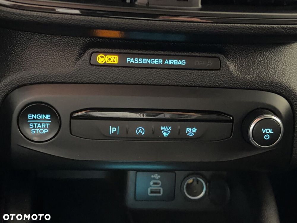 Ford Focus - 21