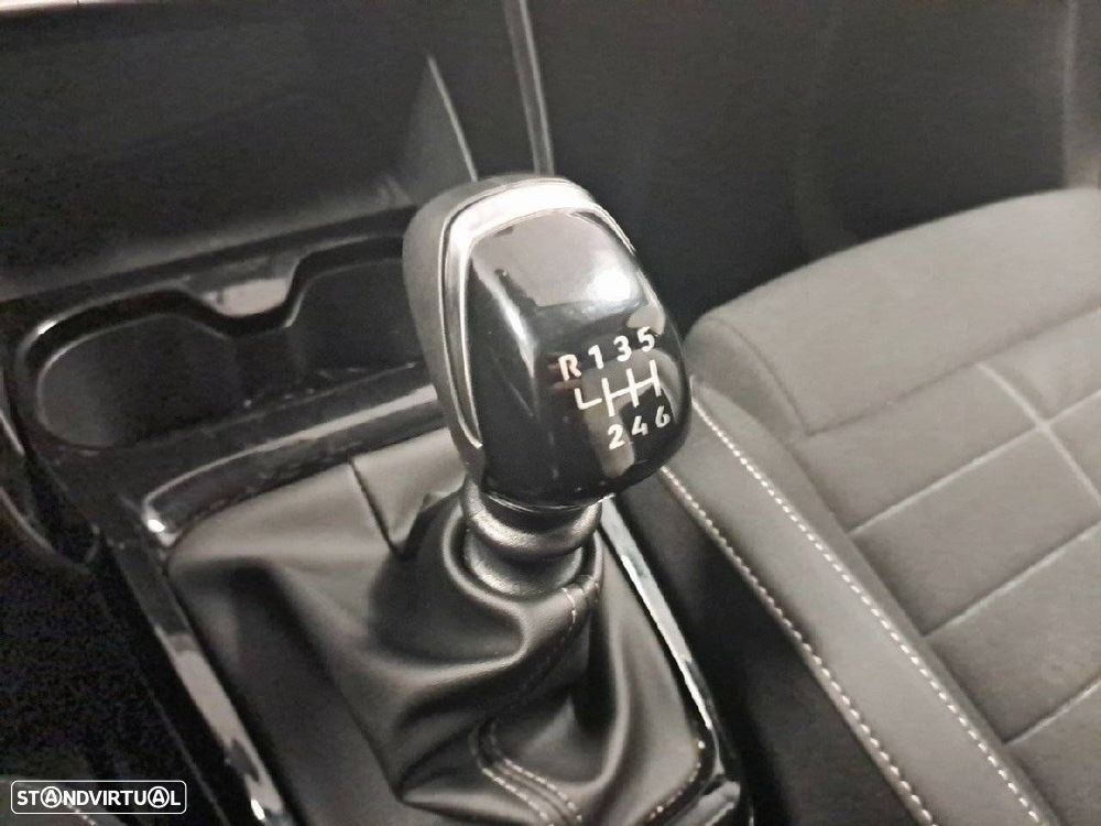 Citroën C3 1.2 PureTech Max - 22