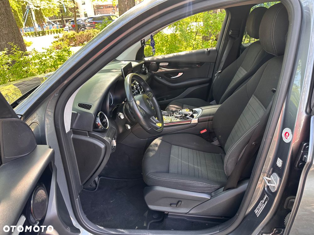 Mercedes-Benz GLC - 8