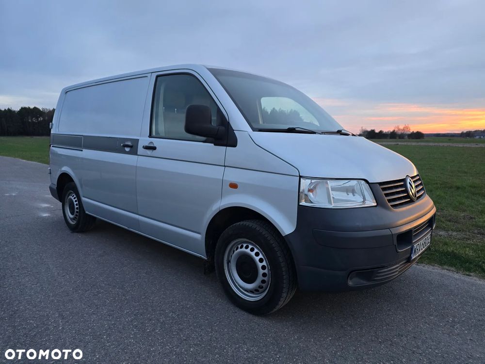 Volkswagen Transporter - 4