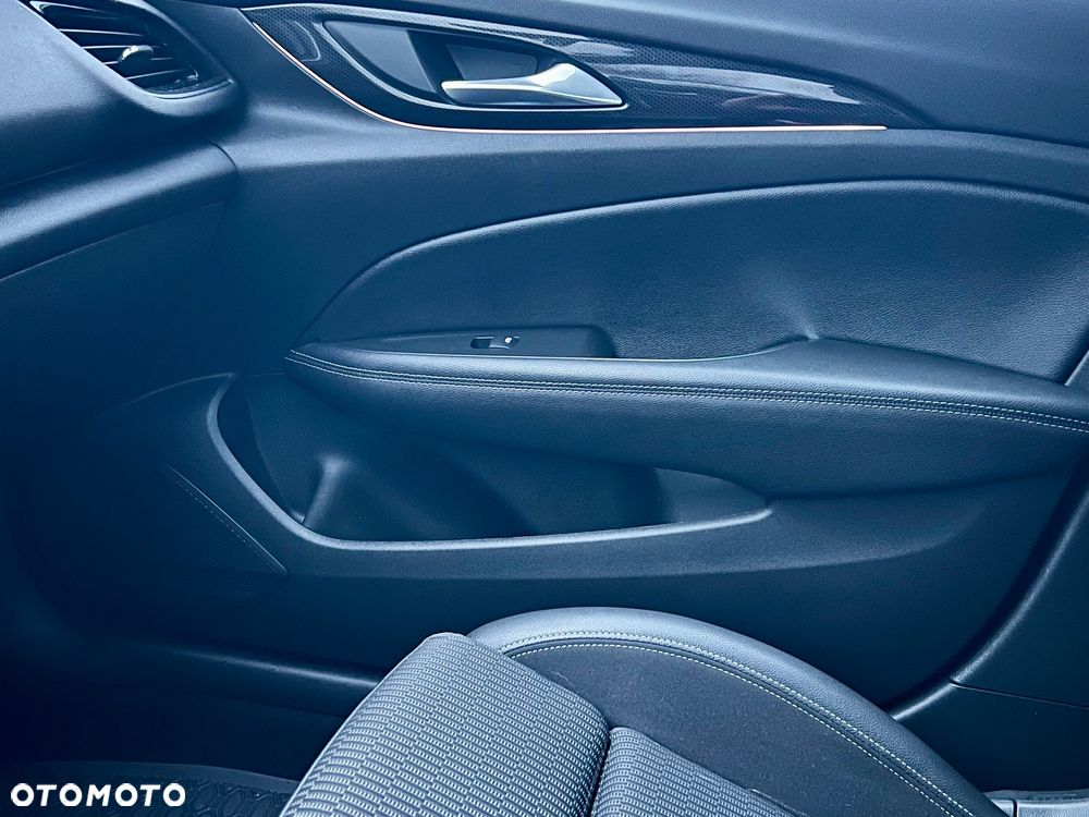 Opel Insignia 2.0 CDTI Ultimate S&S - 17