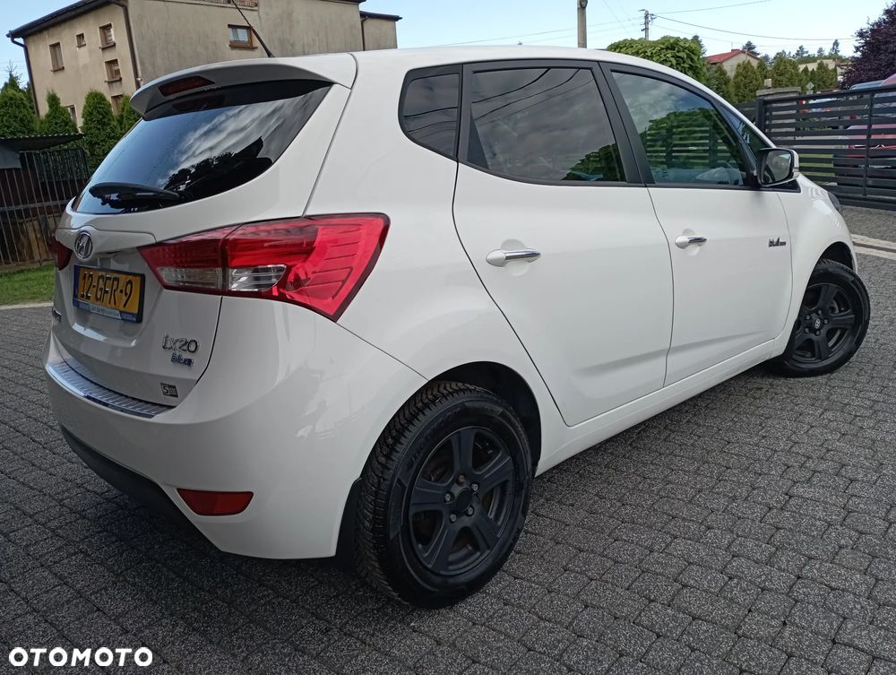 Hyundai ix20 1.4 blue Style - 21