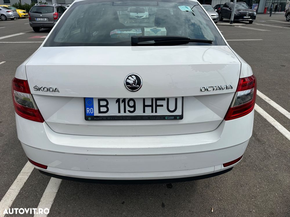 Skoda Octavia - 2