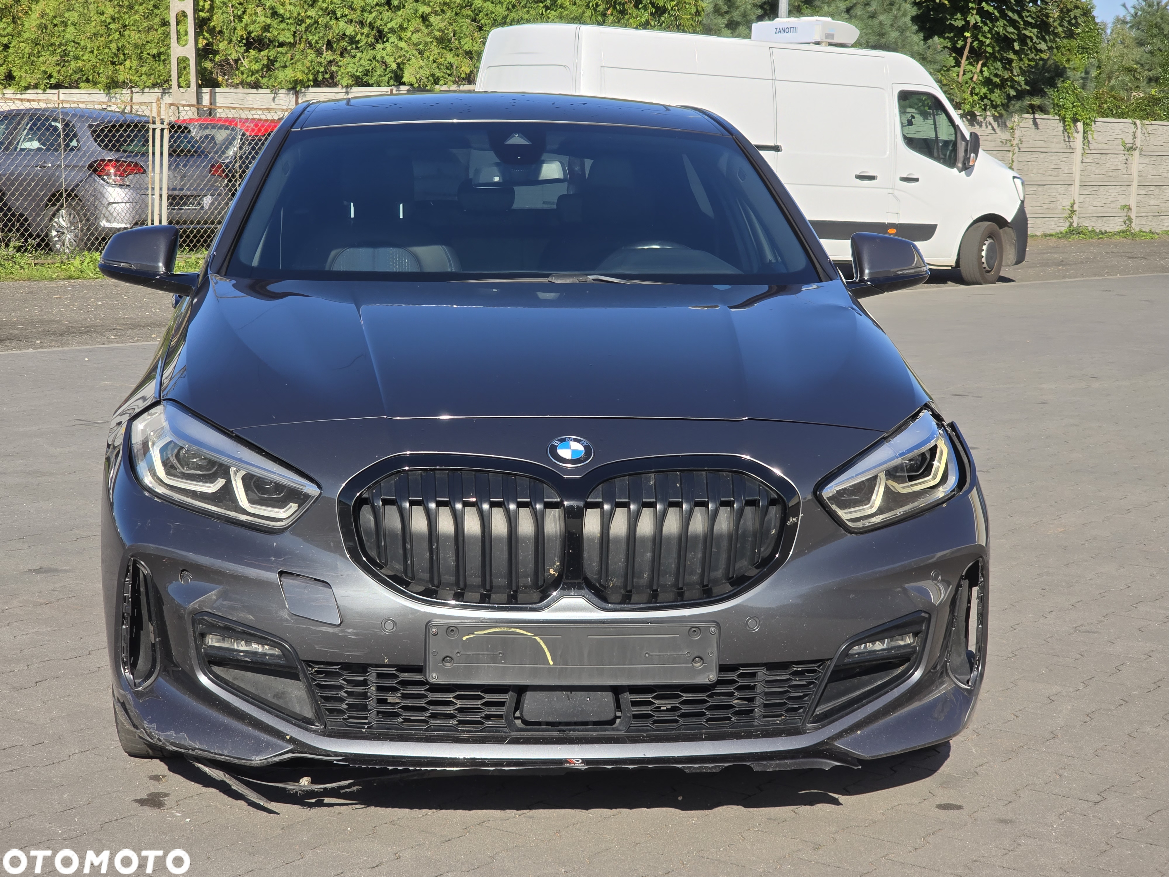 BMW Seria 1 116d M Sport Shadow - 12