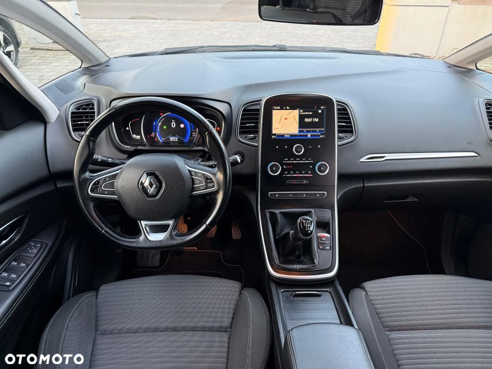 Renault Scenic - 16