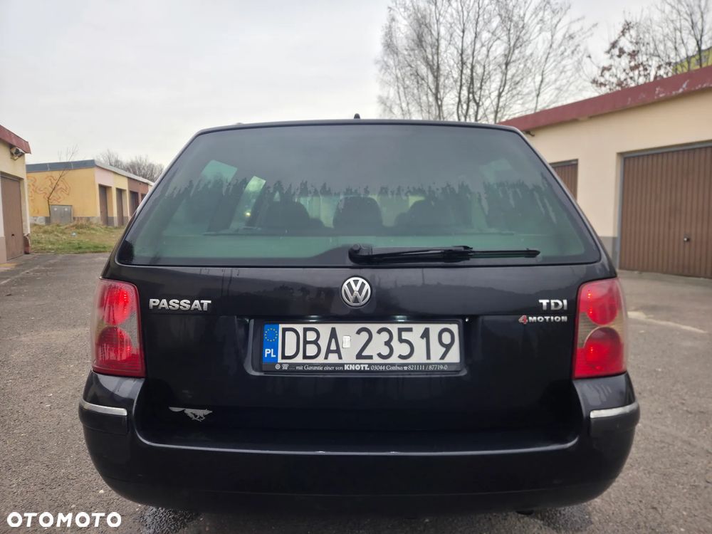 Volkswagen Passat 1.9 TDI 4Mot Highline - 5