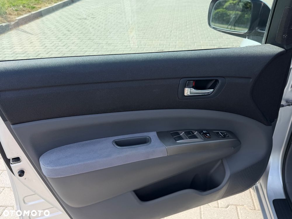 Toyota Prius 1.5 VVT-i Prestige - 11