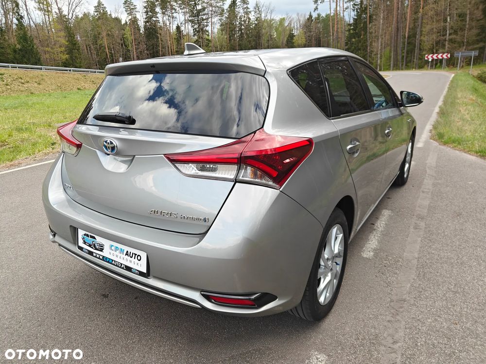 Toyota Auris - 10