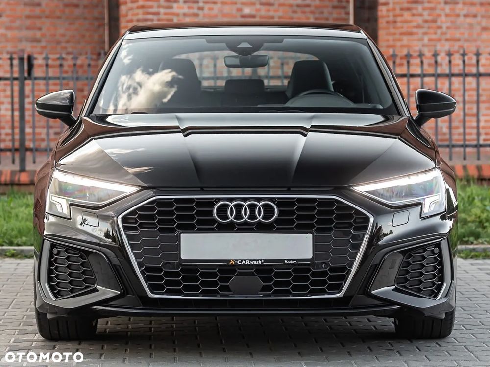 Audi A3 Sportback 35 TFSI S tronic S line - 4