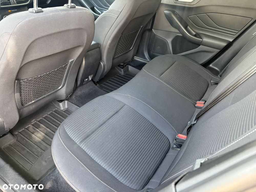 Ford Focus 1.0 EcoBoost mHEV ST-Line X - 22