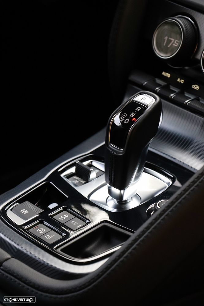Jaguar F-Type 2.0 i4 R-Dynamic Black - 22