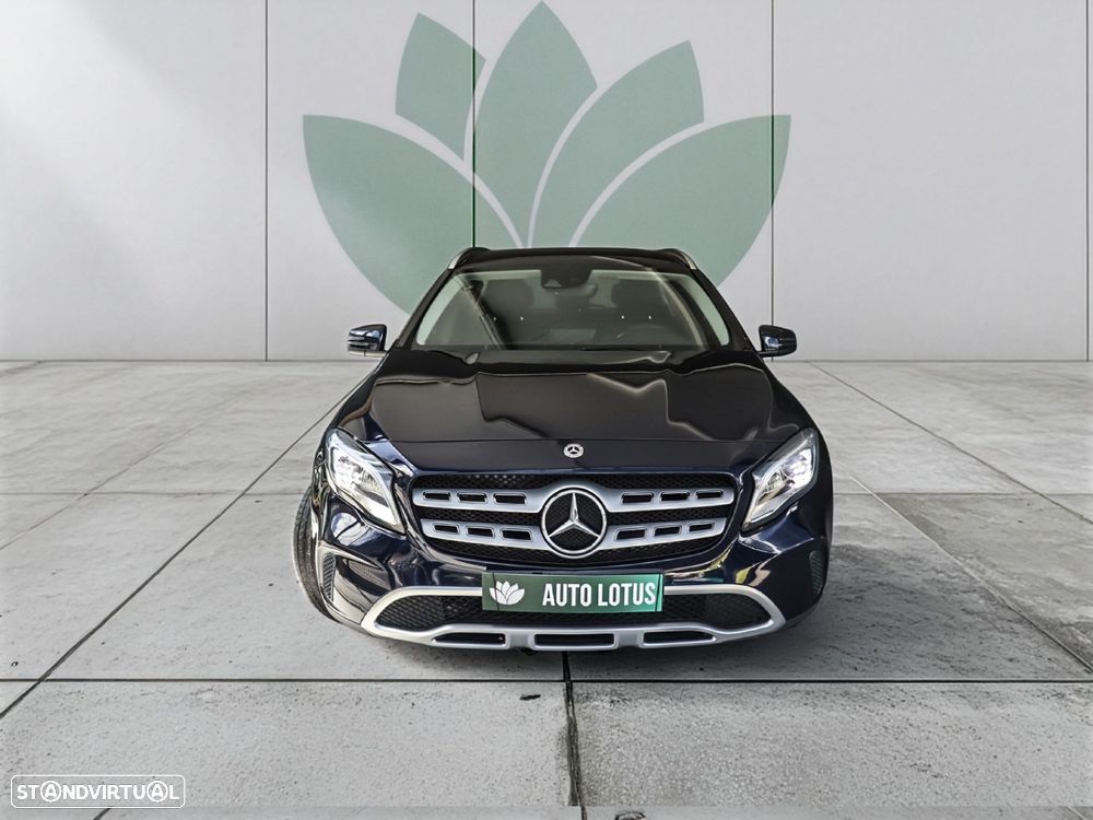 Mercedes-Benz GLA 180 d Urban - 2