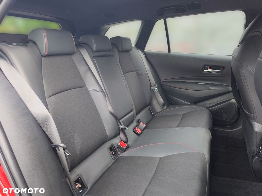 Toyota Corolla - 11
