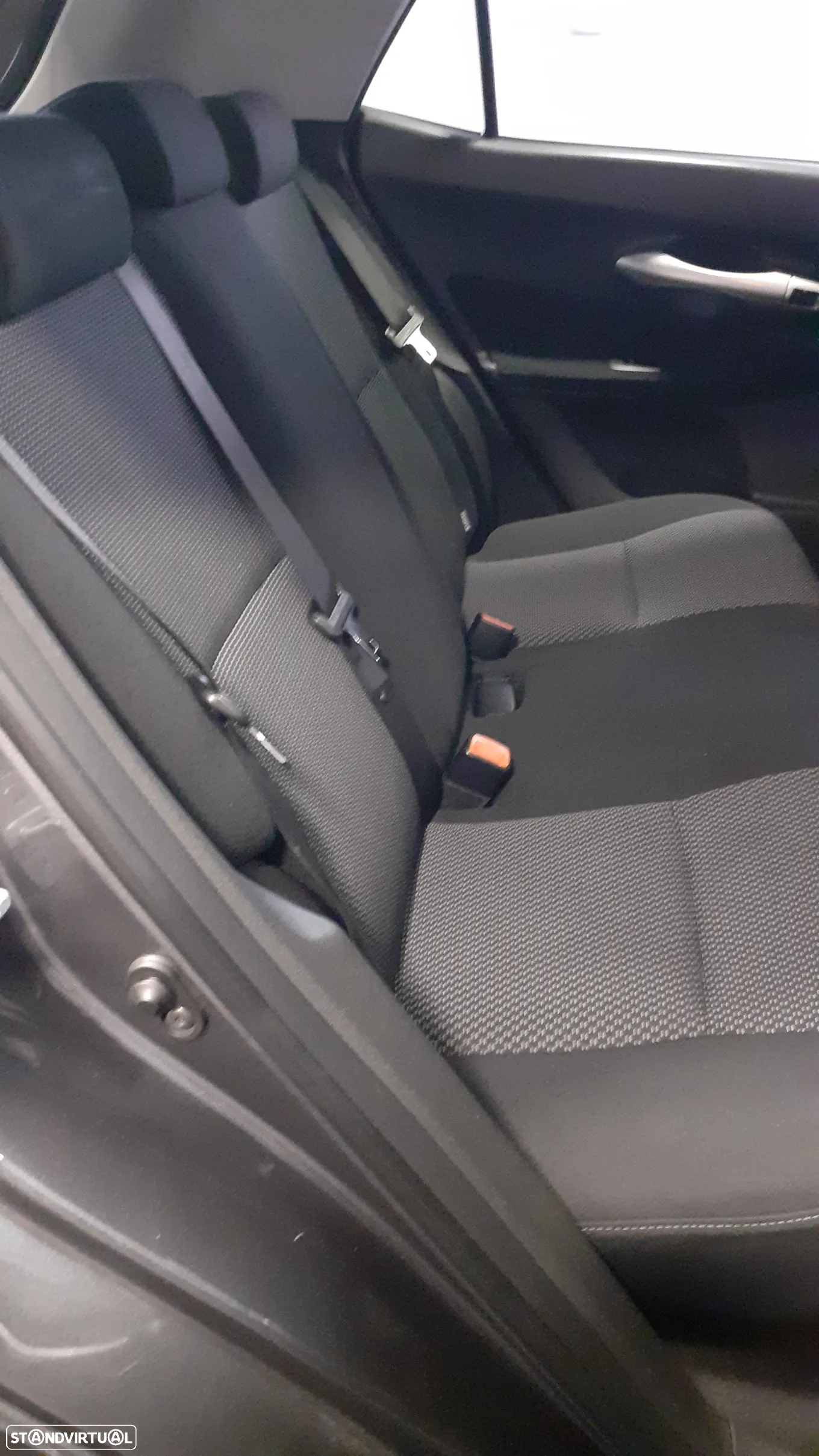Toyota Auris 1.4 VVT-i AC - 8