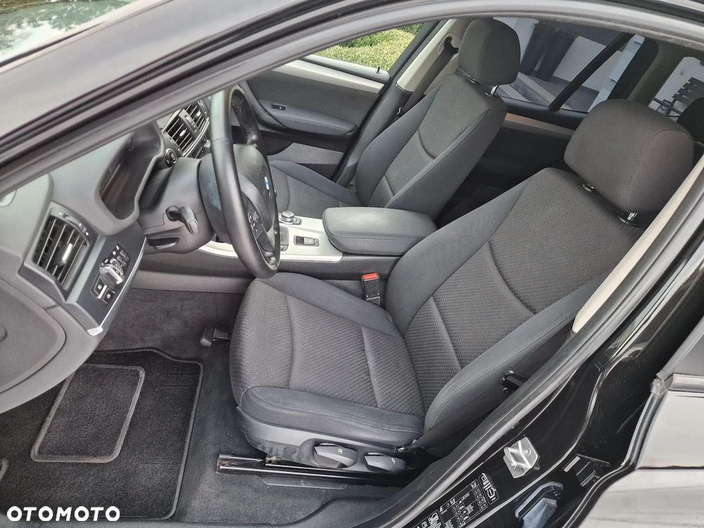 BMW X3 xDrive20d - 23