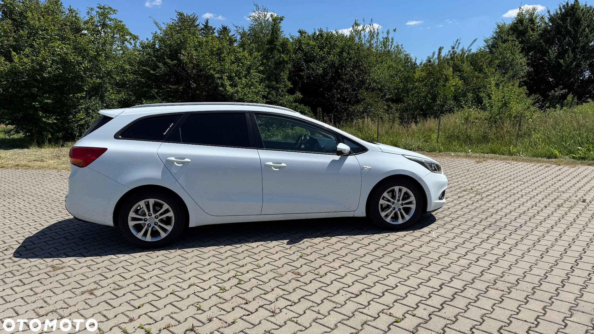Kia Ceed - 9
