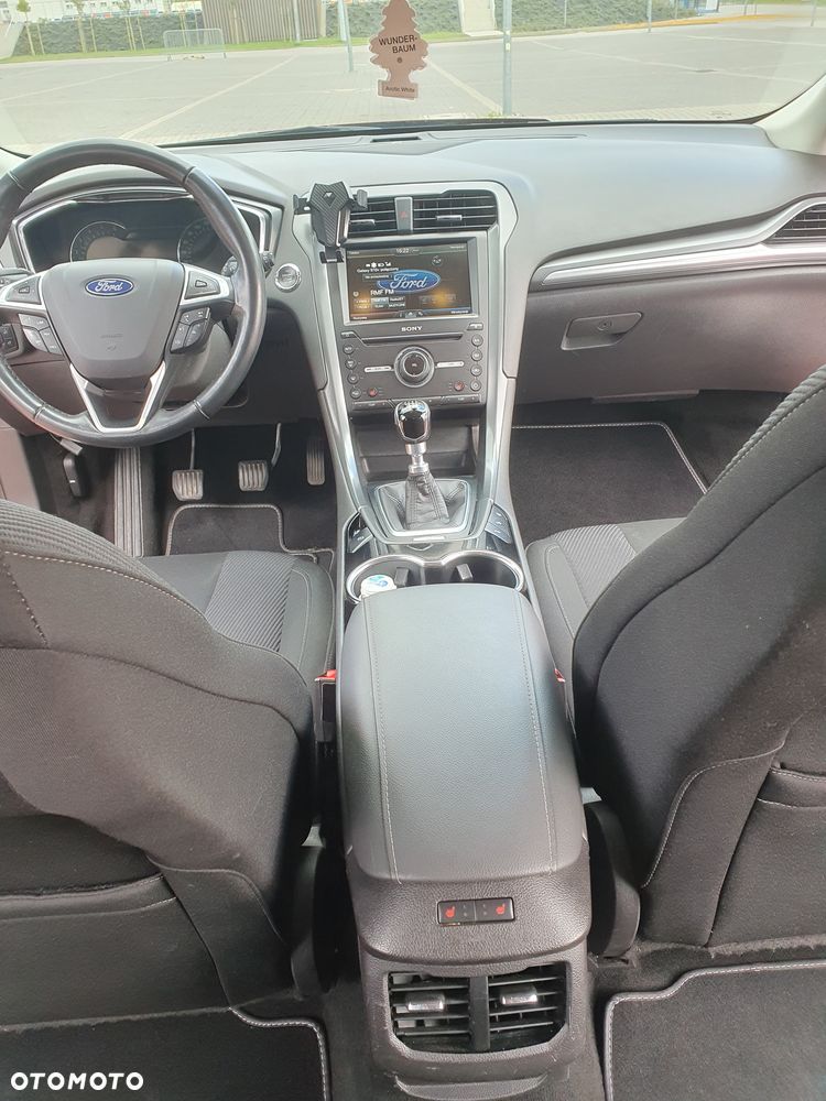 Ford Mondeo 2.0 TDCi Titanium - 18