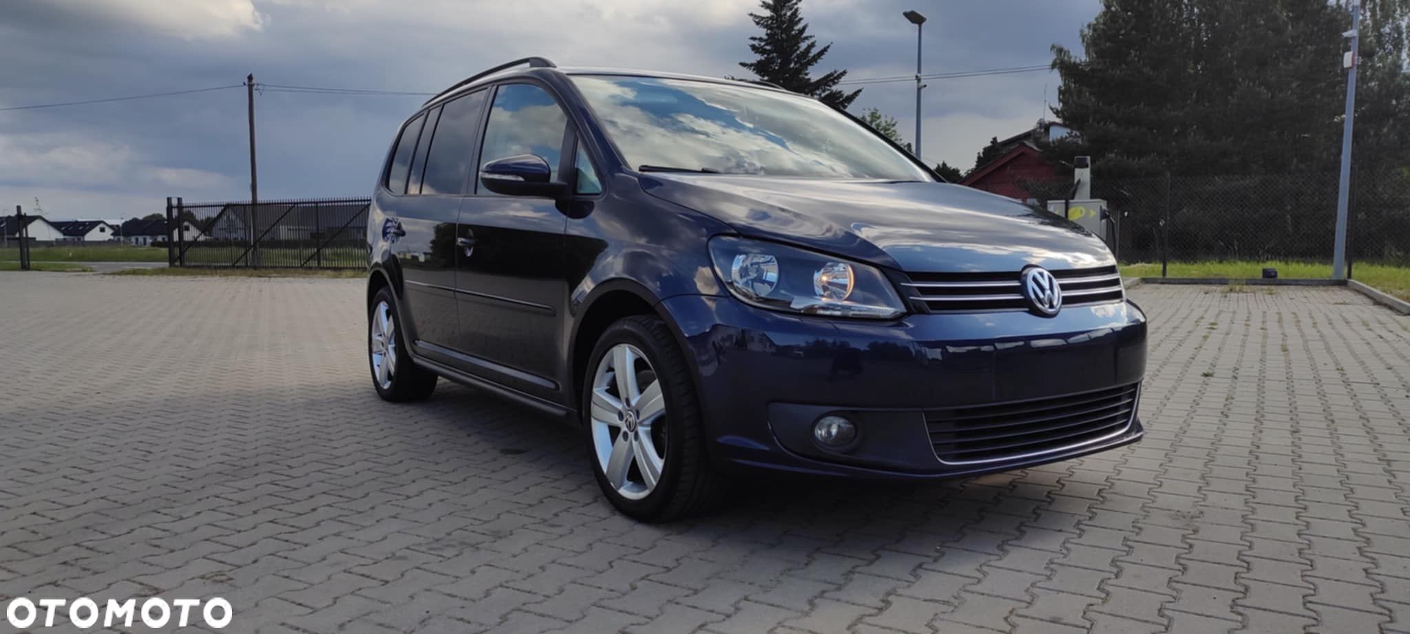 Volkswagen Touran 2.0 TDI DPF BlueMotion Technology Comfortline - 1