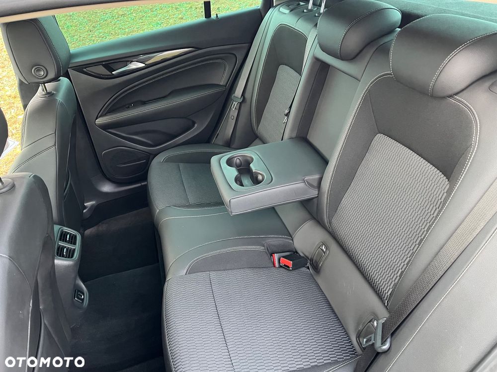 Opel Insignia 2.0 Exclusive - 20