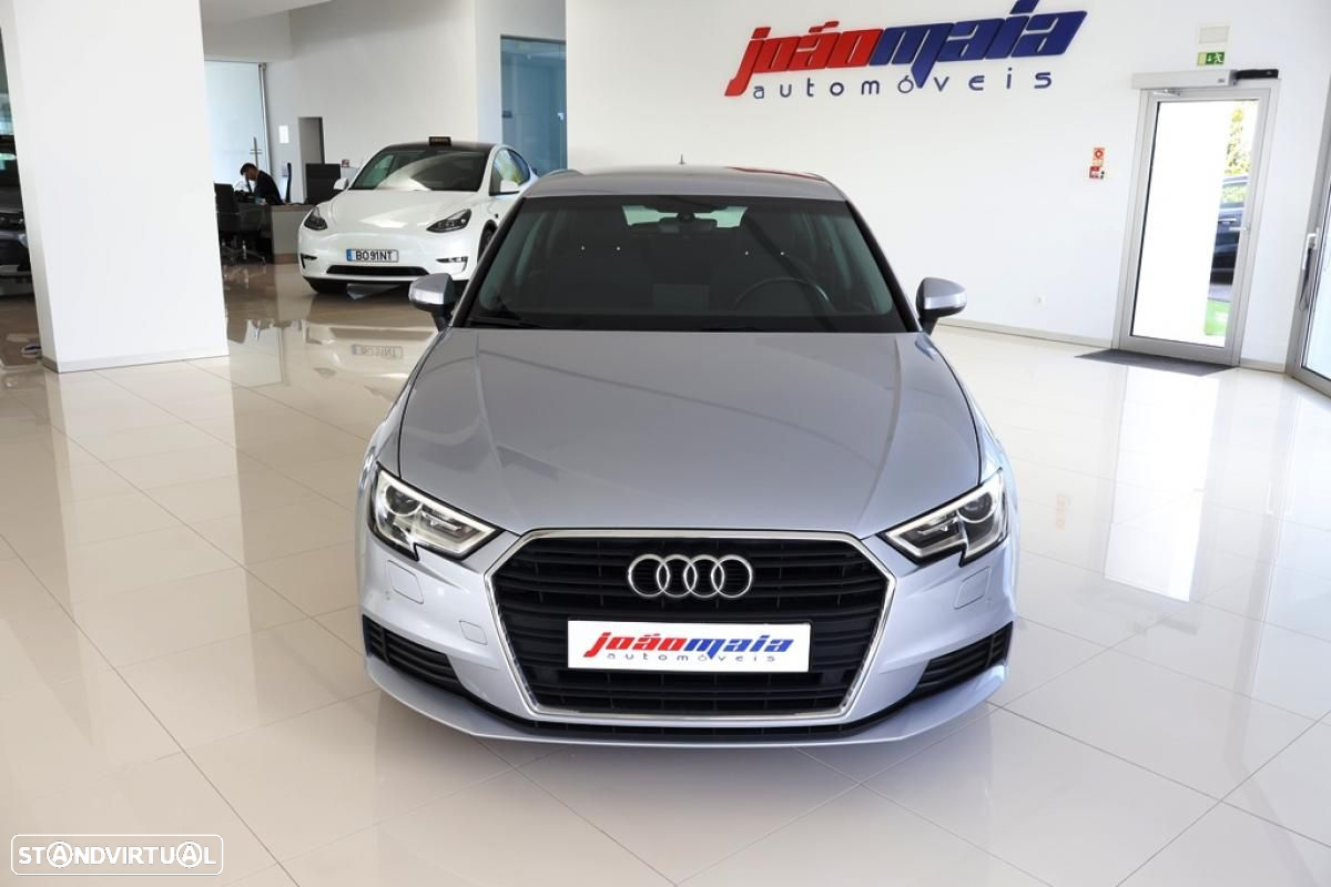 Audi A3 Sportback 1.6 TDI - 11