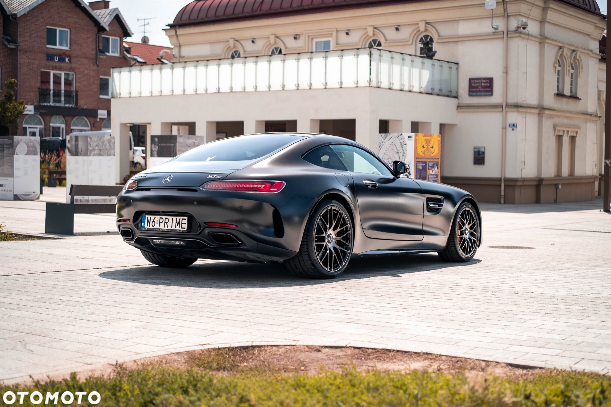 Mercedes-Benz AMG GT C - 12