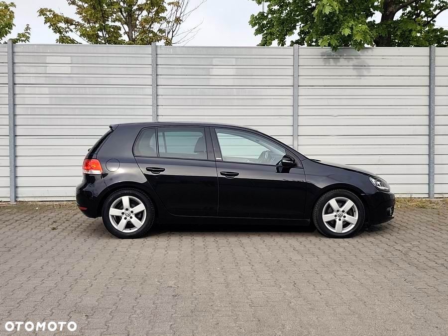 Volkswagen Golf 1.6 TDI DPF Highline - 6