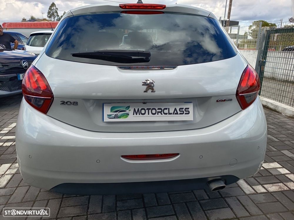 Peugeot 208 1.2 PureTech GT Line - 9