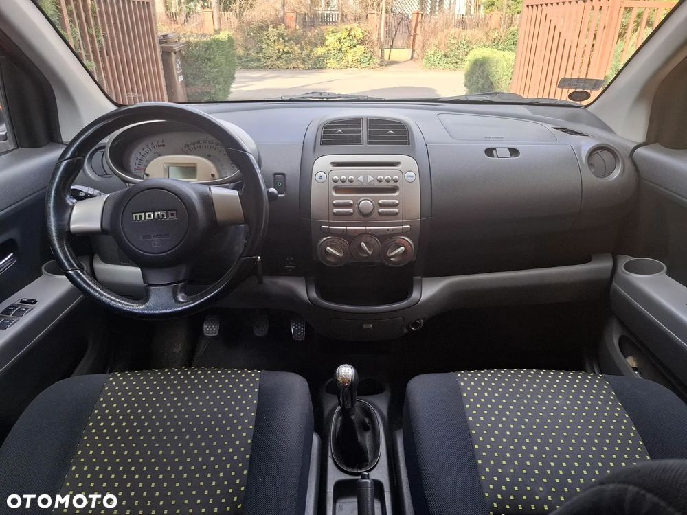 Daihatsu Sirion 1.3 - 10